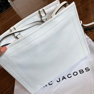 Marc Jacobs Bags - Marc Jacobs, solid white, crossbody bag Marc Jacobs Bags - Marc Jacobs, solid white, crossbody bag
